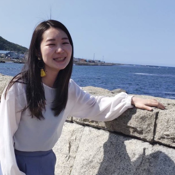 しおりさん